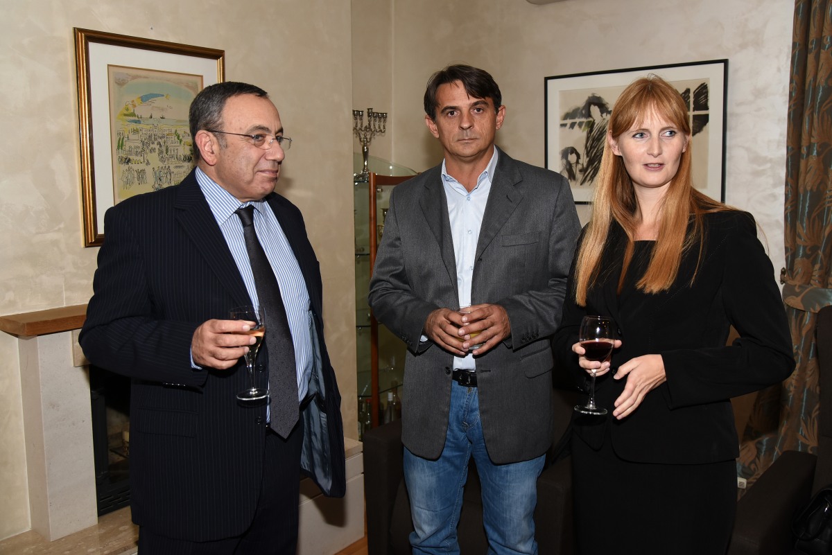 The Israeli business community networking cocktail (16)