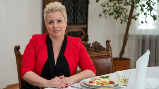 Mrs. Éva Fisli-Barna, the wife of the Hungarian ambassador to Serbia: Serbian ingredients have influence on Hungarian recipes